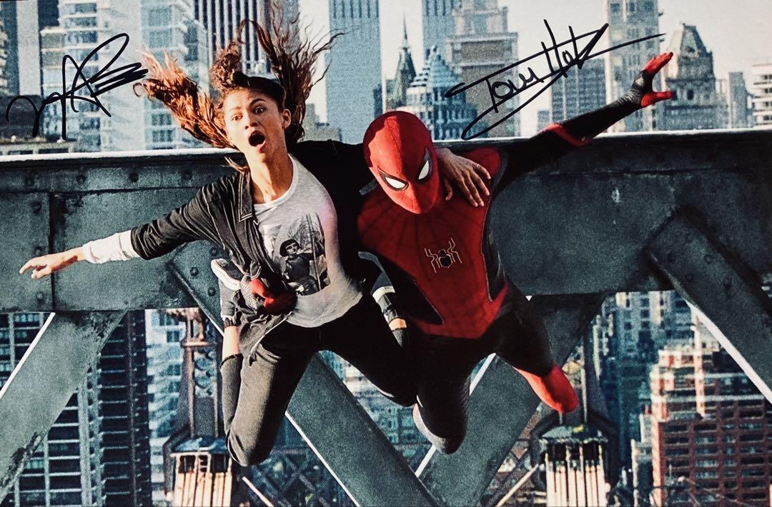 セール中…トム・ホランド直筆サイン入り2Lサイズ写真…スパイダーマン セール中…トム・ホランド直筆サイン入り2Lサイズ写真