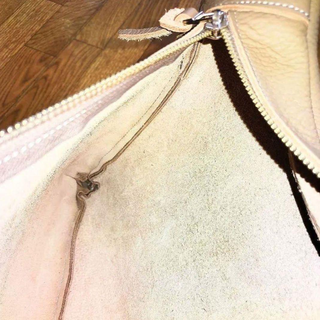 ハンドメイド　本革　ボディ　シュリンク型押　特大　グレージュ　★新品／未使用品★