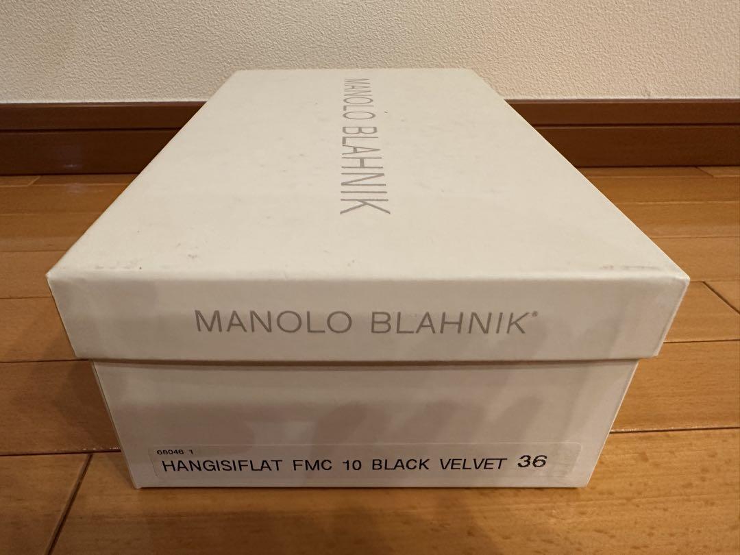 バンビMANOLO BLAHNIK ハンギシ ベルベット フラットパンプス