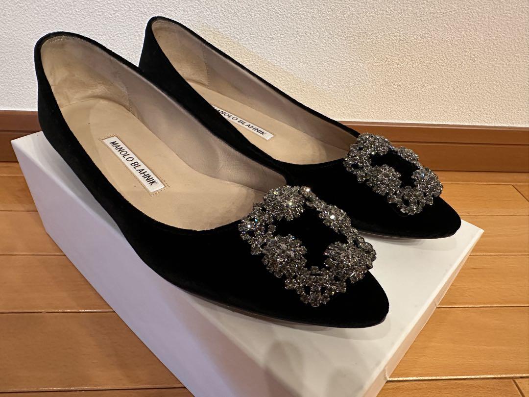 バンビMANOLO BLAHNIK ハンギシ ベルベット フラットパンプス