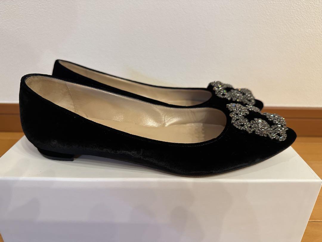 バンビMANOLO BLAHNIK ハンギシ ベルベット フラットパンプス