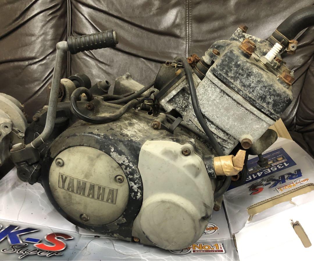 ヤマハ　RZ250 エンジン　4L3 部品取り又はOHベースにパーツ