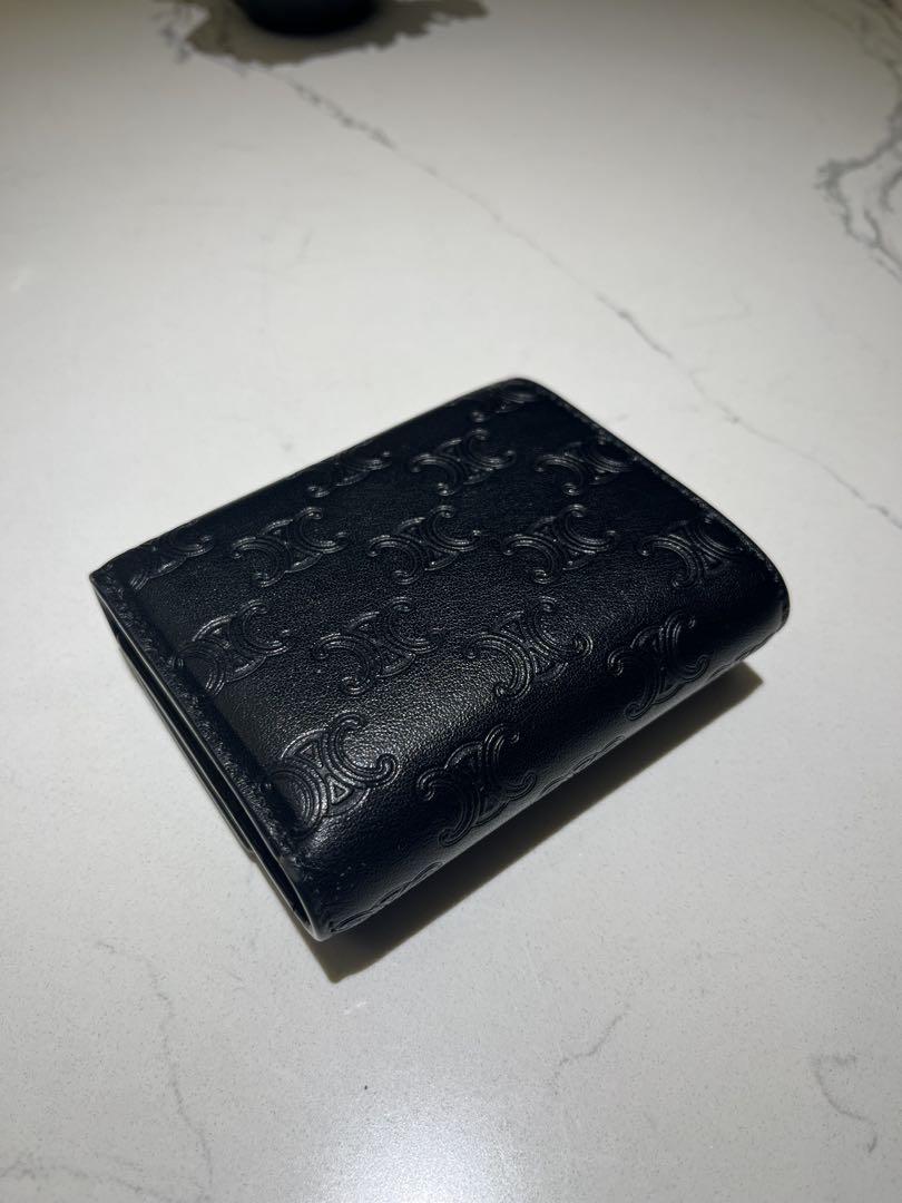 セリーヌ　黒 レザー 三つ折り財布 エンボス加工