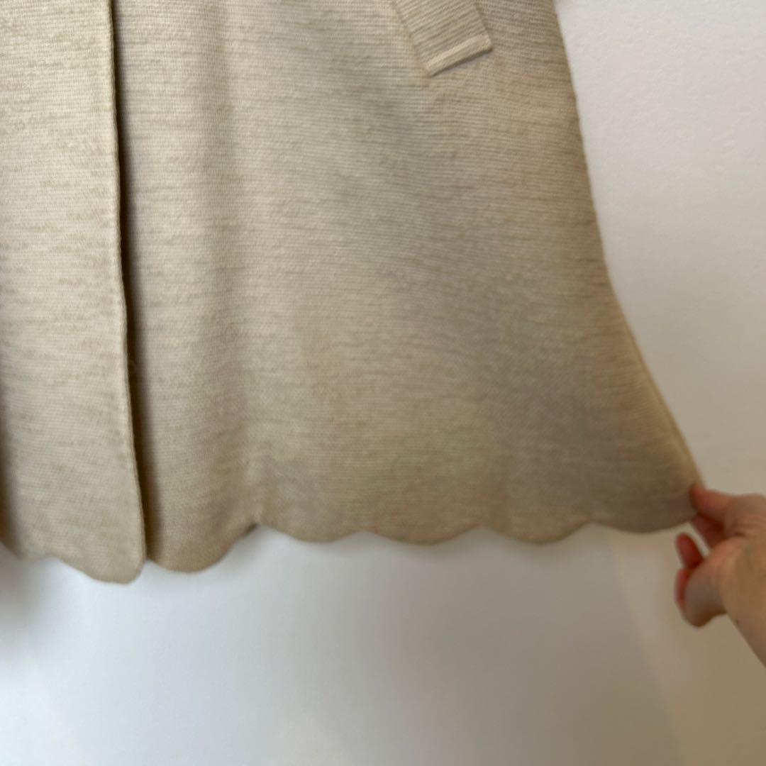 ネセセア　春秋用　刺繍つけ襟つきノーカラーコート　ベージュ