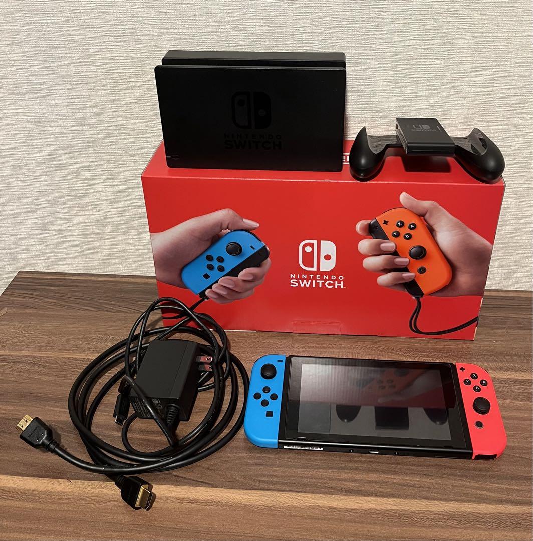 NINTENDO SWITCH 本体-