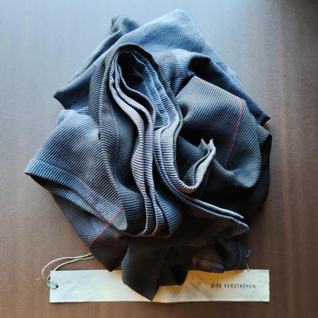 から厳選した BIEK VERSTAPPEN - ビークファースタッペン 未使用 膝掛 手編みセーター VERSTAPPEN 毛布 Harnden ブランケット 17aw bn-sports.co.jp