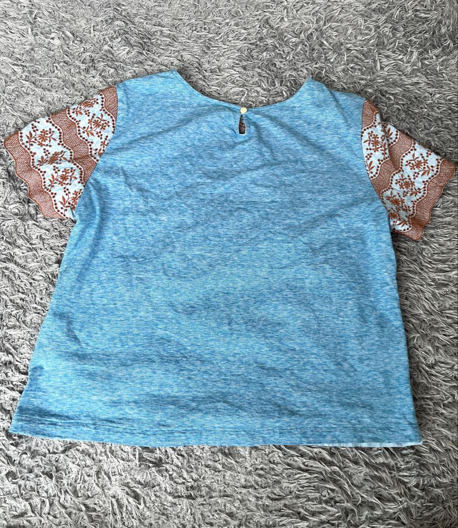 超美品　45R　繊細なお花の刺繍が素敵なトップス 綿100 M相当　ゆったり 超美品 45R 繊細なお花の刺繍が素敵なトップス 綿100 M相当 ゆったり