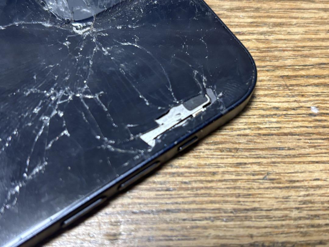 Apple iPhone12 ブラック 128GB SIMフリー 背面割れあり