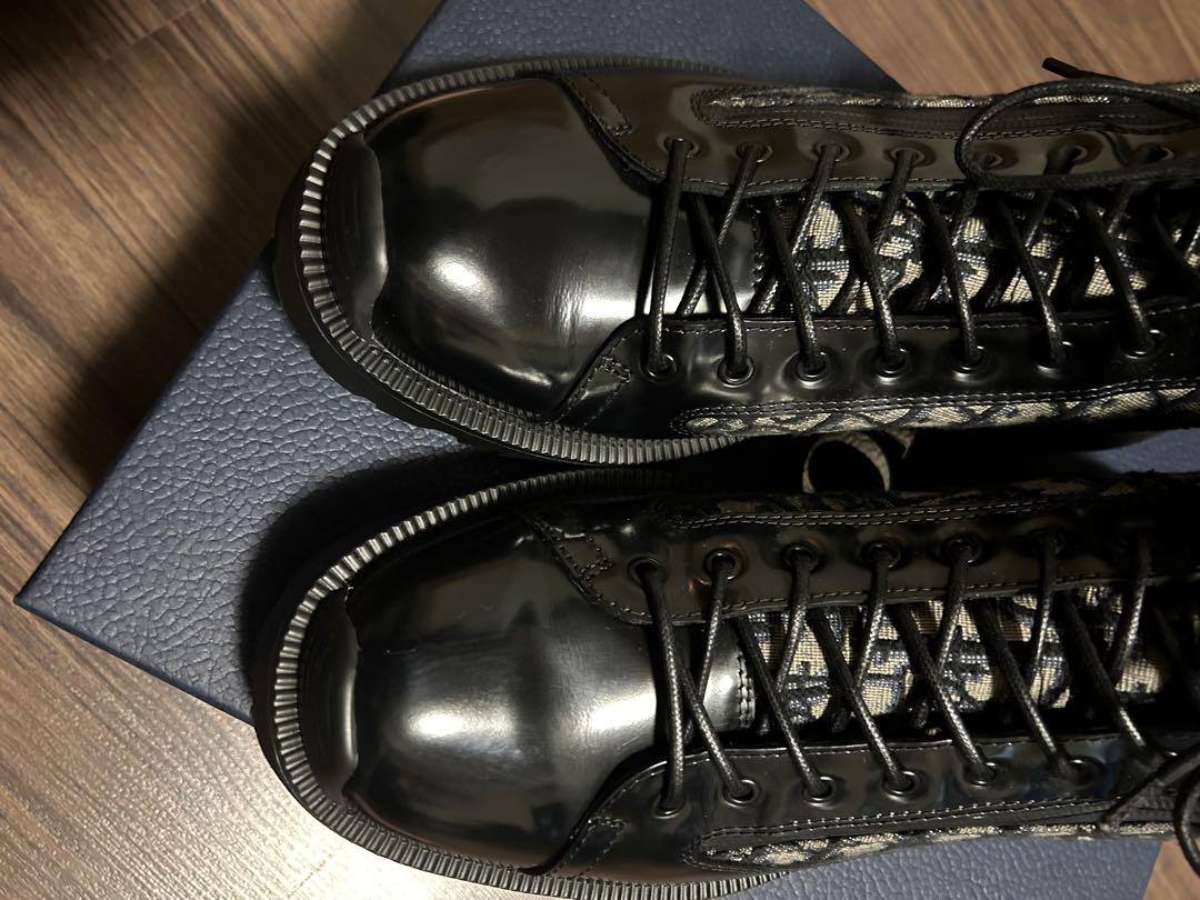 モモンタディオール　Dior Combat ショートブーツ
