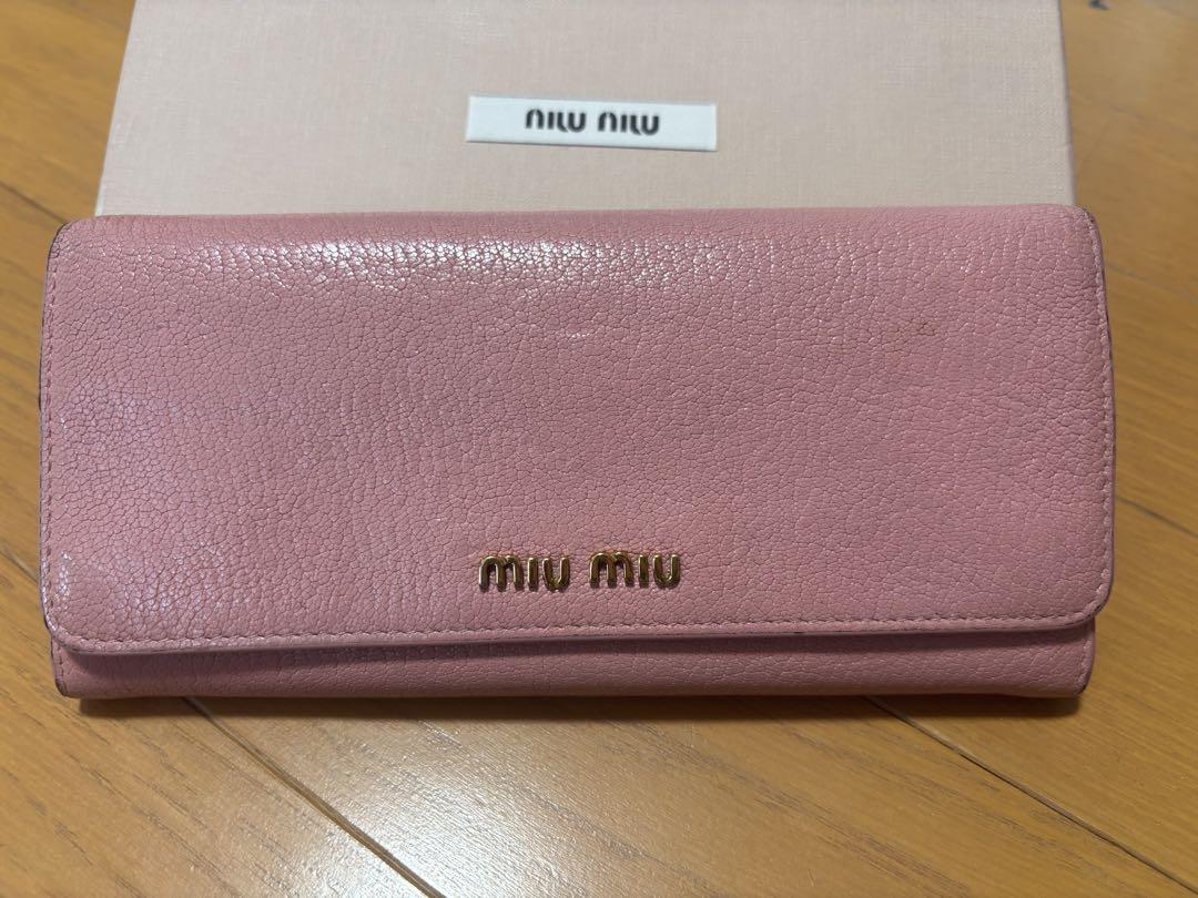 miu miu ピンク 二つ折り財布