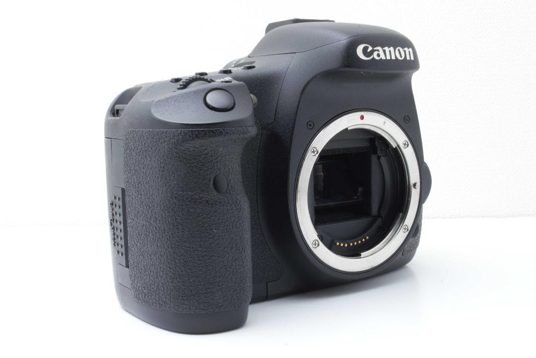 ほぼ新品♪　ショット数257回　Canon EOS 60D　ハイエンド機