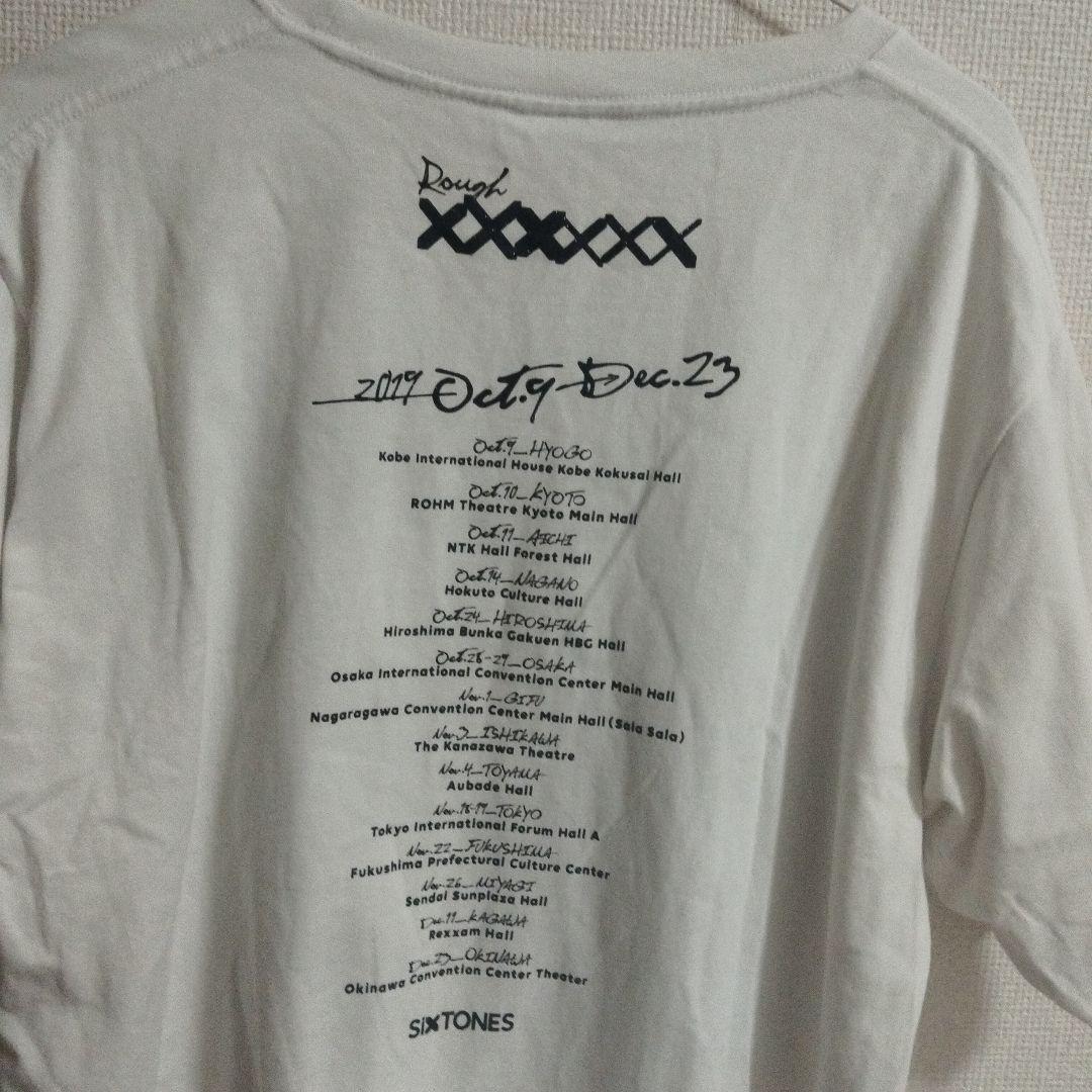 Johnny&#39;s - SixTONES Rough&quot;xxxxxx&quot; ツアーTシャツ Tシャツ(男性アイドル) SixTONES Tシャツ ホワイト 「Rough