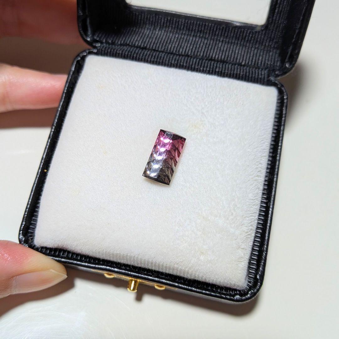 バイカラートルマリン 特殊カット ルース 2.91ct 天然石