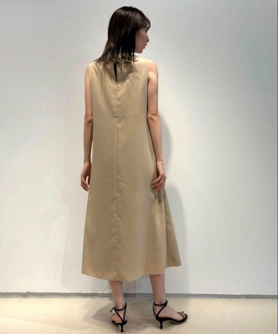 ✨未使用級✨24SS エストネーション タフタノースリーブ