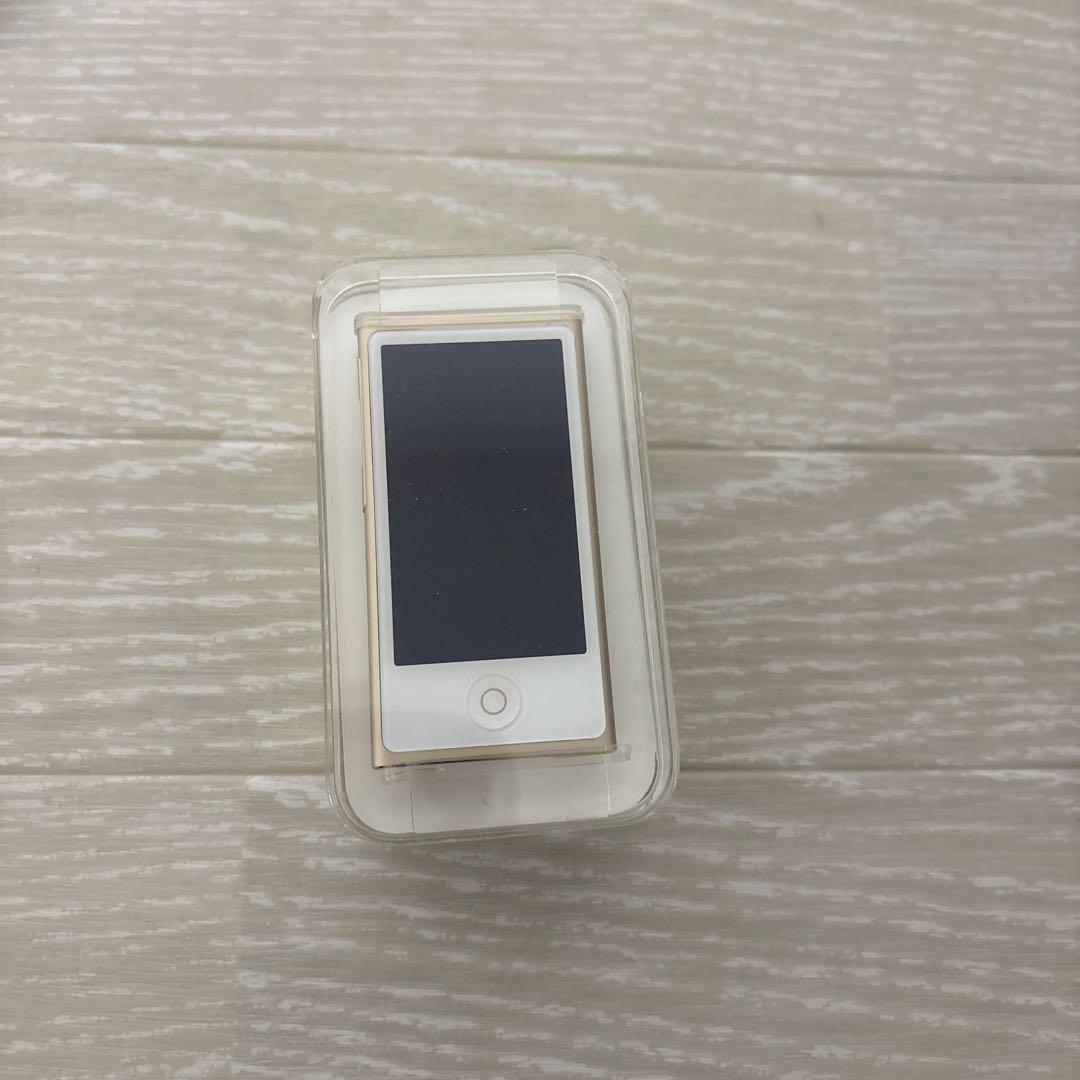 iPod nano 16GB Gold