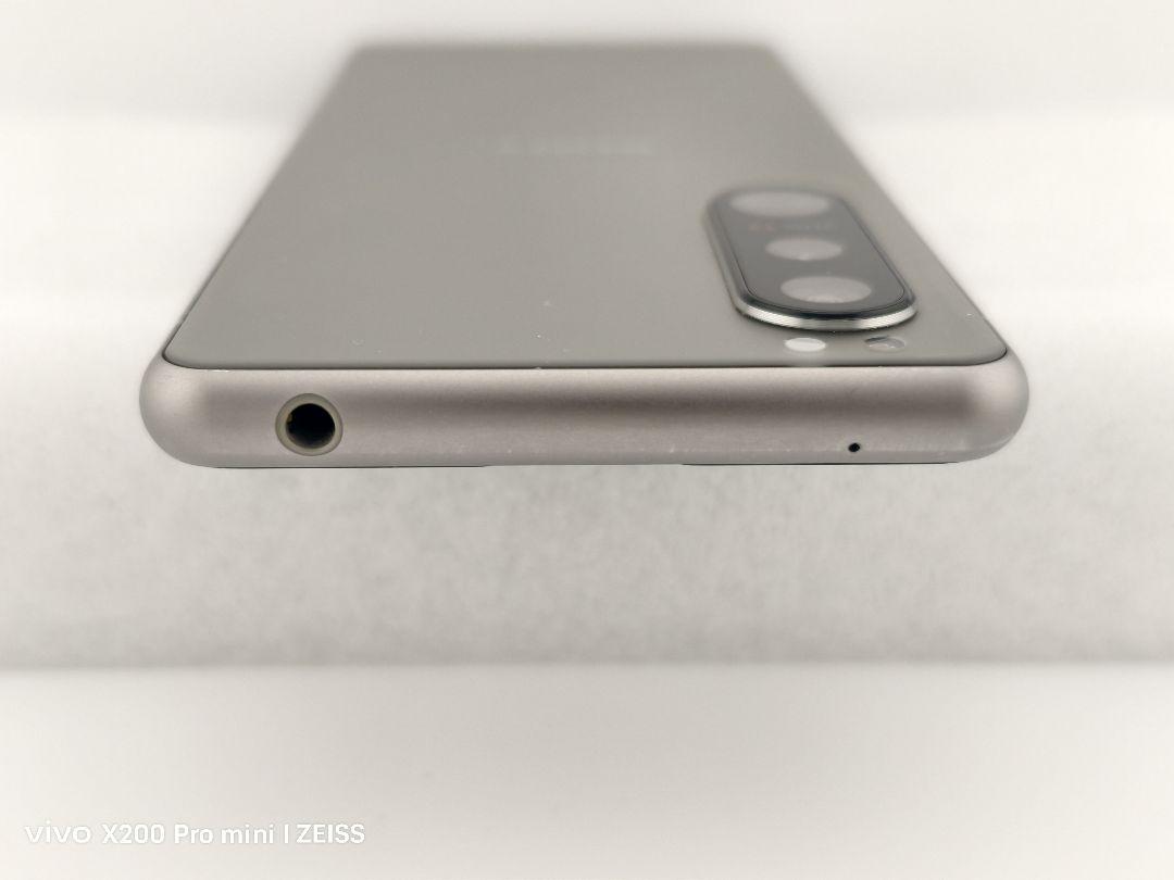 Xperia 5 iii　美品　8+128 プロフ必読