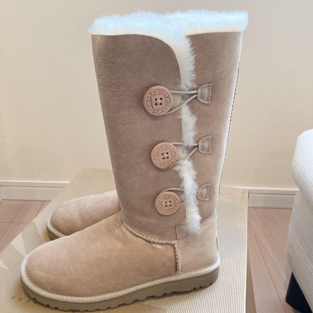 ⭐︎美品⭐︎ UGG アグ ロングブーツ ベージュ 箱付き ⭐︎美品⭐︎ UGG アグ ロングブーツ ベージュ 箱付き