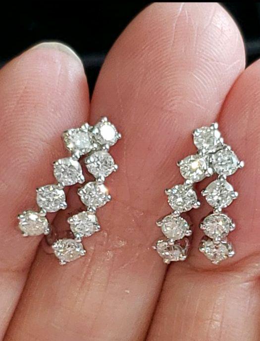 天然ダイヤモンドピアス 2ct K18WG