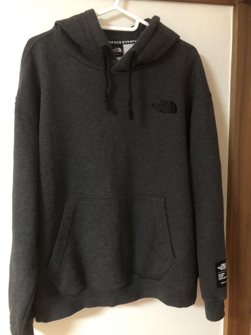 THE NORTH FACE フード付きパーカー M/95 グレー - トップス公式