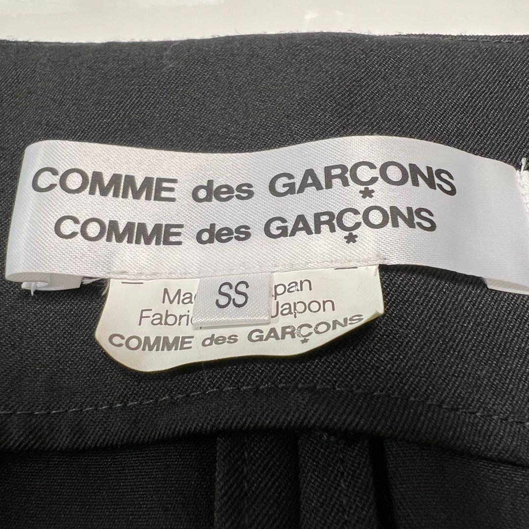 COMME des GARCONS コムコム 袖フリル ベスト スクエアネック