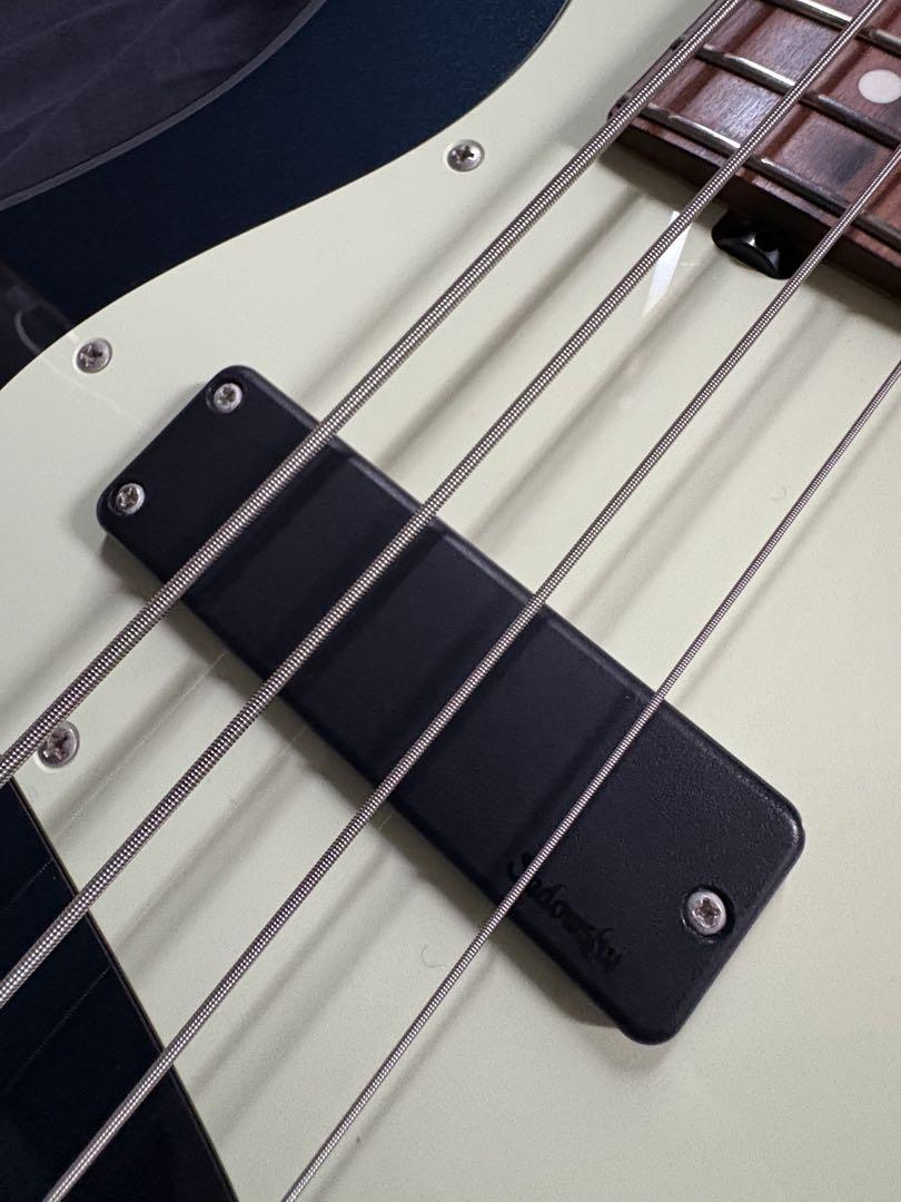 ベース Sadowsky metroline RV4-WL