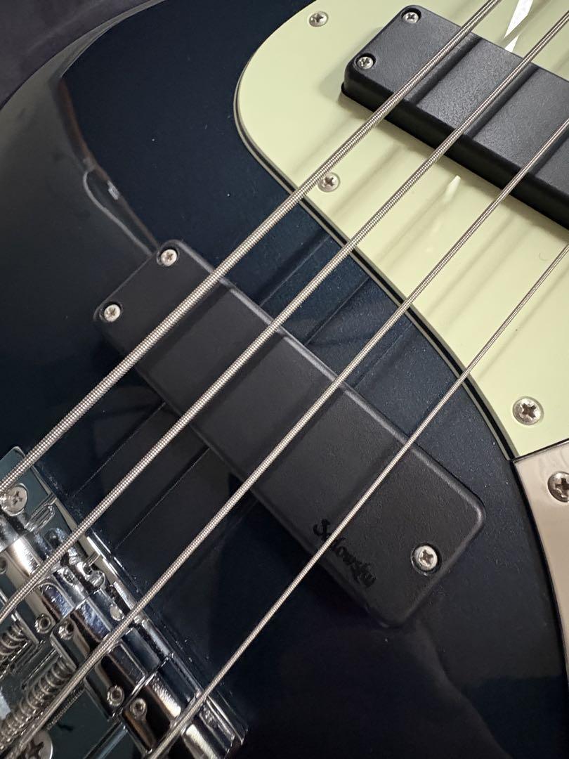 ベース Sadowsky metroline RV4-WL