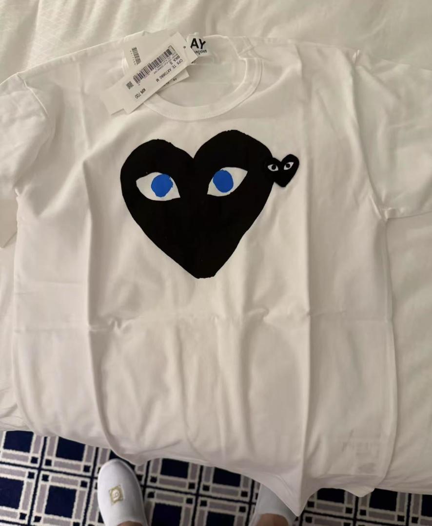 PLAY COMME des GARÇONS黒いハートTシャツです S