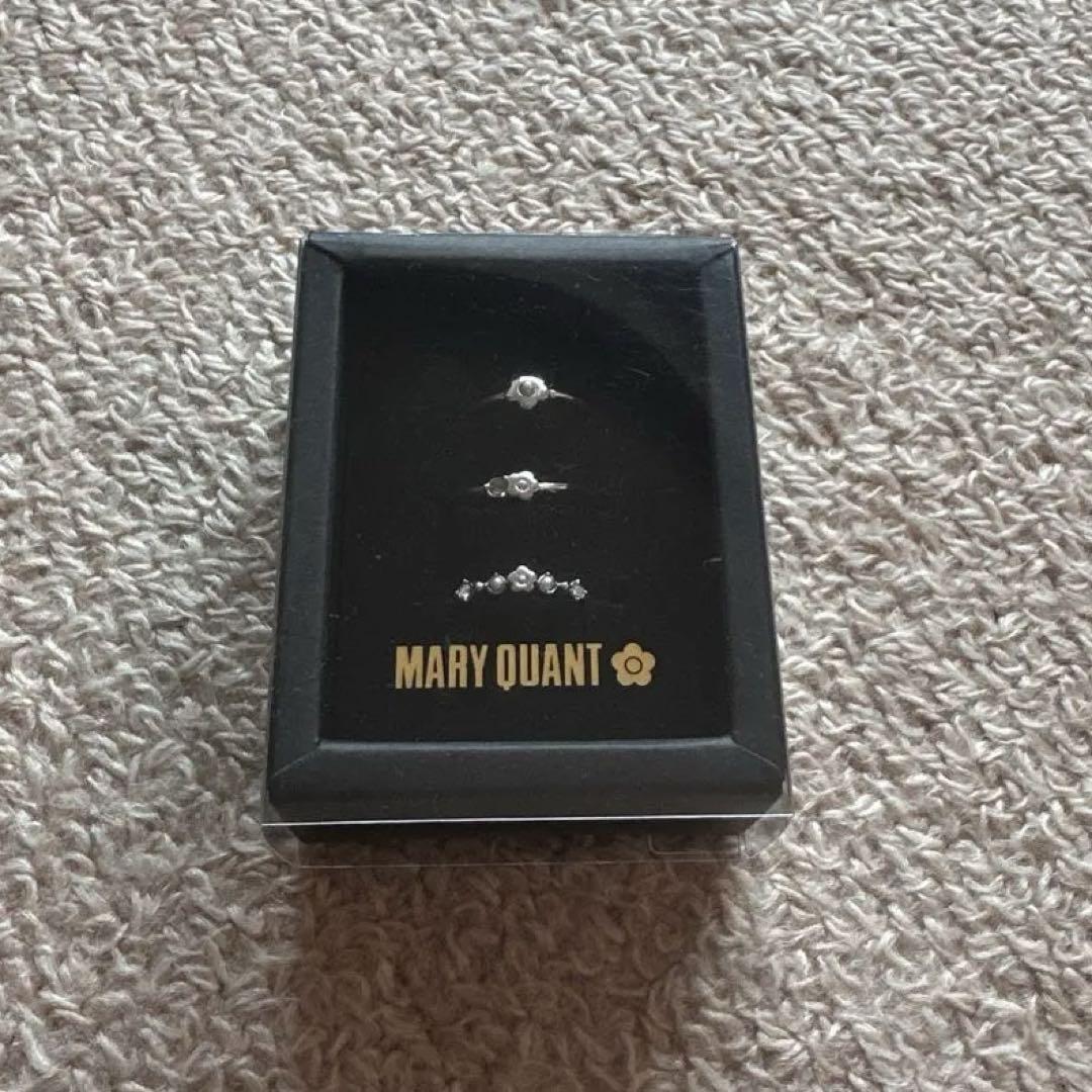 MARY QUANT フラワーモチーフシルバーリング３点セット マリークヮント 3チャームリングセット シルバー - メルカリ