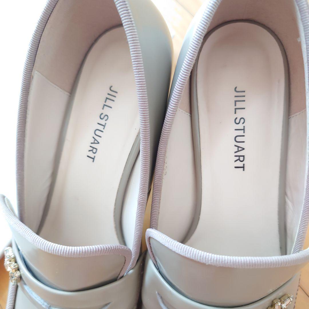 ジルスチュアート】JILL STUART ベージュローファー ビジュー付きΩ