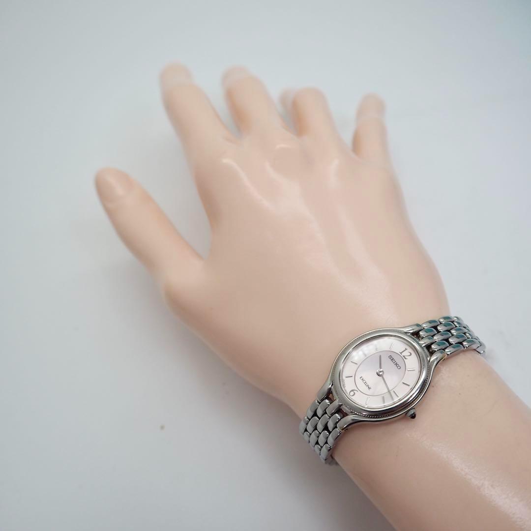 29 SEIKO 時計　エクセリーヌ　オーバル レディース ピンク　華奢　人気