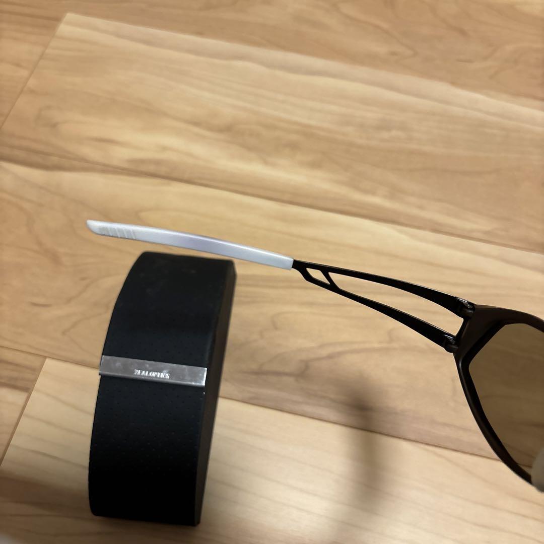 Vanq gaga ヴァンクガガ にトゥルービュースポーツ シルバー