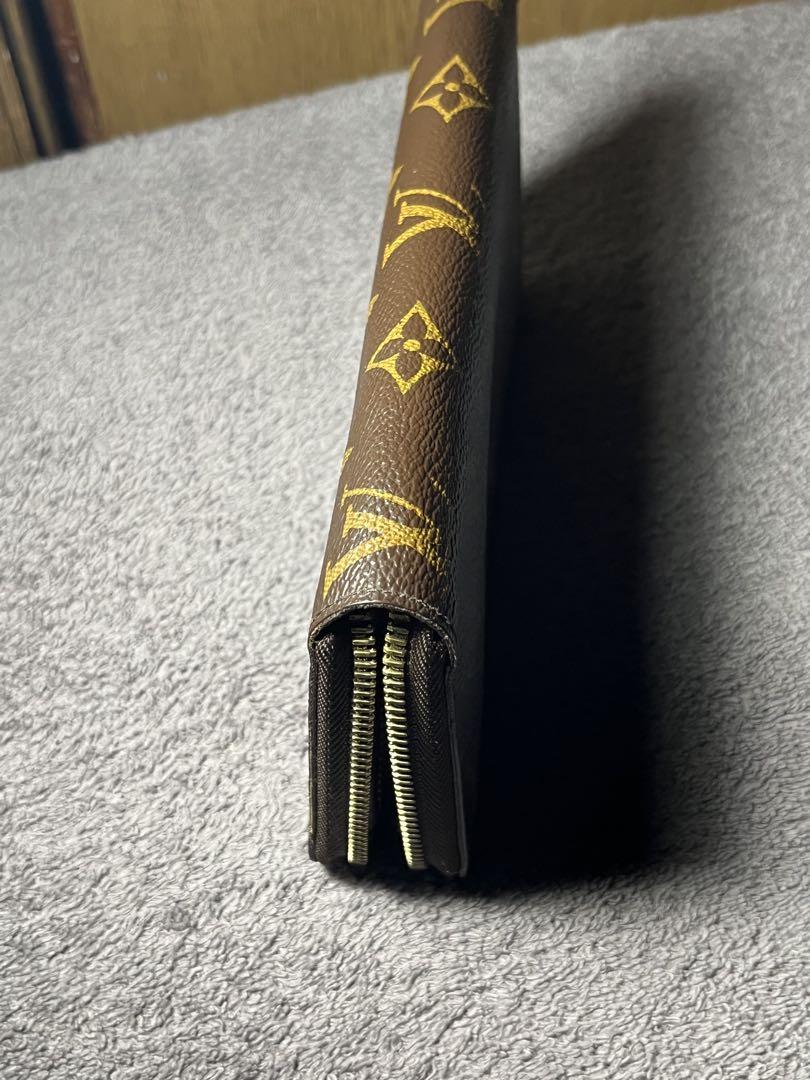 LOUIS VUITTON ジッピー・ウォレット 長財布