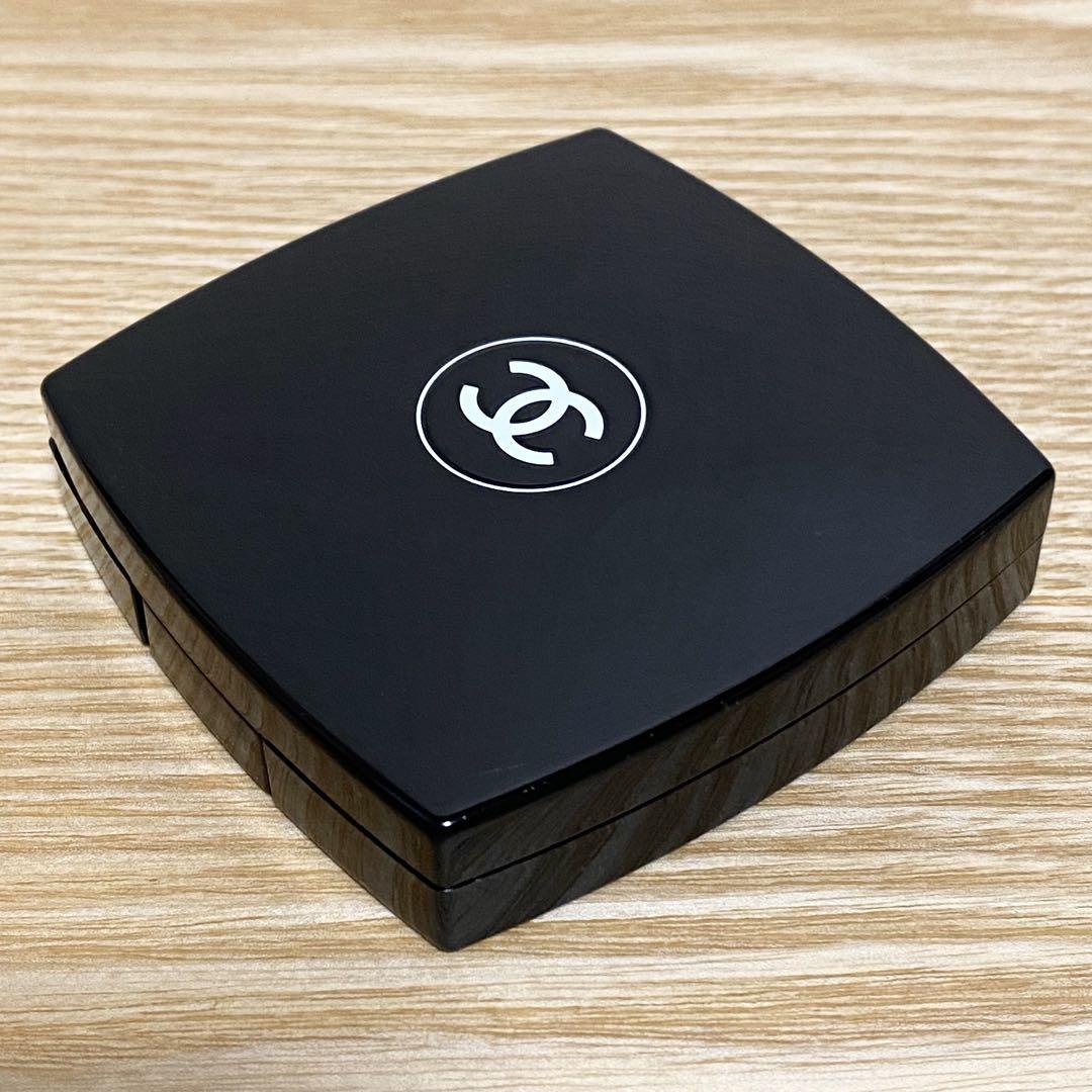 ■ CHANEL ■ シャネル レ キャトル オンブル 04 アイシャドウ