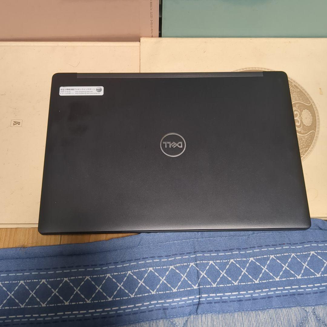 DELL Latitude 7290　i3 8130U　8gb 256gb