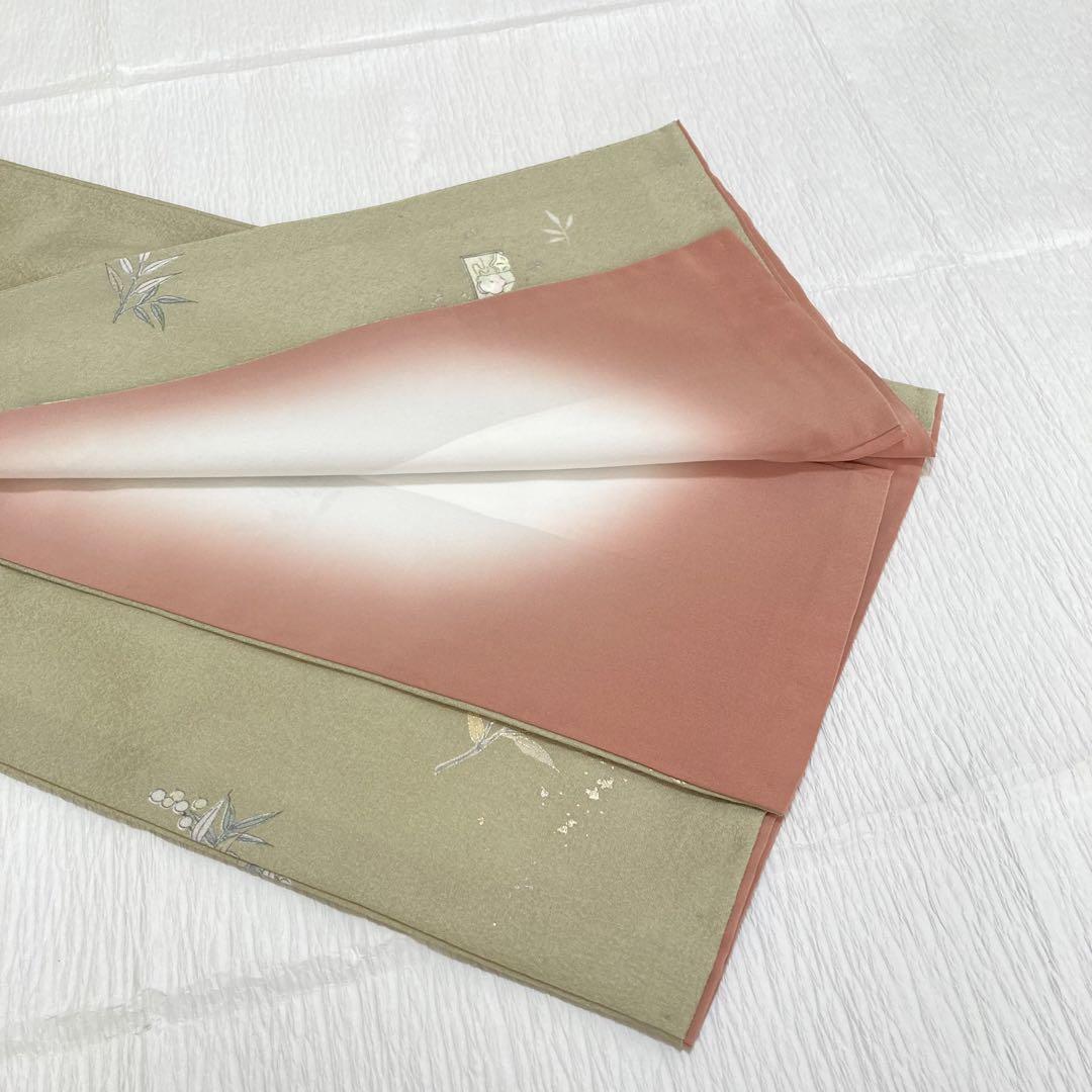 【良品✨】東レシルック　南天　洗える着物　飛び柄小紋　金銀彩　くすみの黄緑　E7