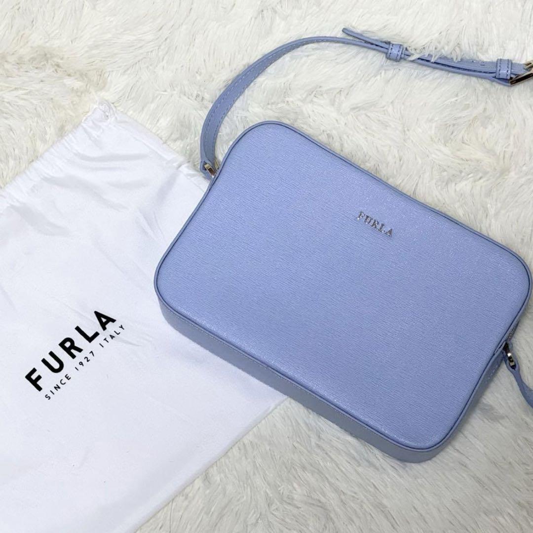 極美品✨フルラ リリー ショルダーバッグ  ライトブルー