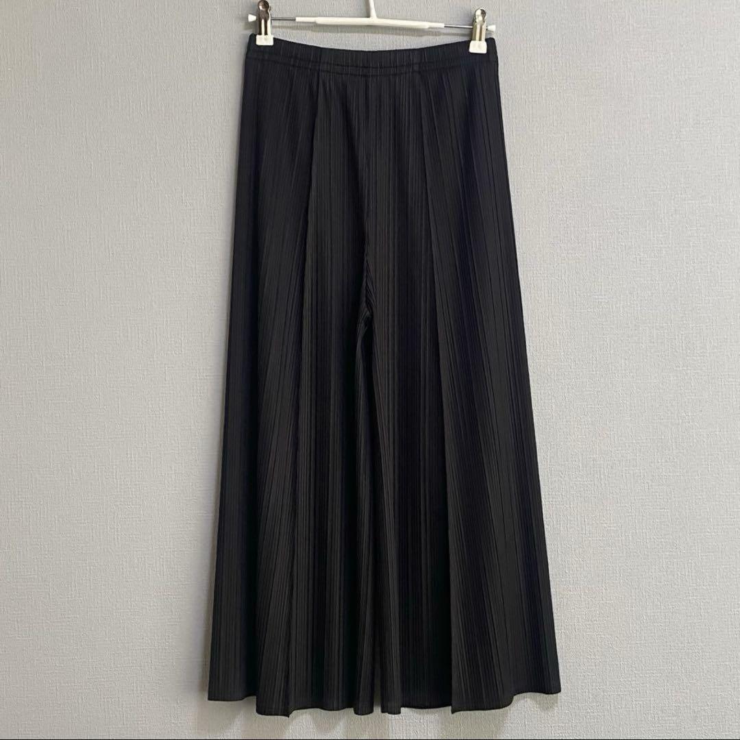 プリーツプリーズ　変形パンツ　黒 PLEATS PLEASE 変形パンツ 黒 1 プリーツプリーズ