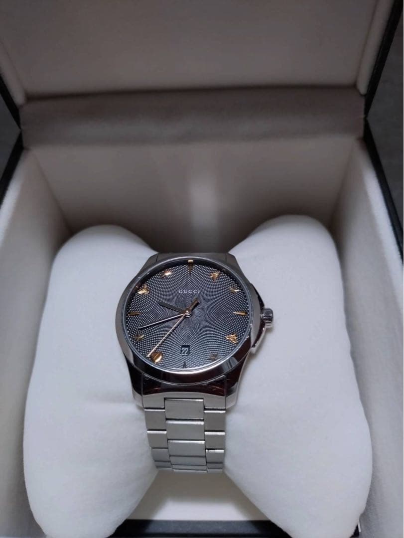 GUCCI クォーツ腕時計 ブラック　YA1264029 GUCCI クォーツ腕時計 ブラック YA1264029