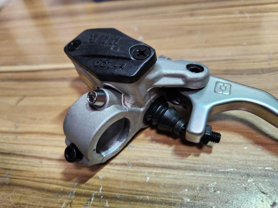 BRAKTEC フロントブレーキマスターシリンダー　トライアル BRAKTEC フロントブレーキマスターシリンダー トライアル - メルカリ