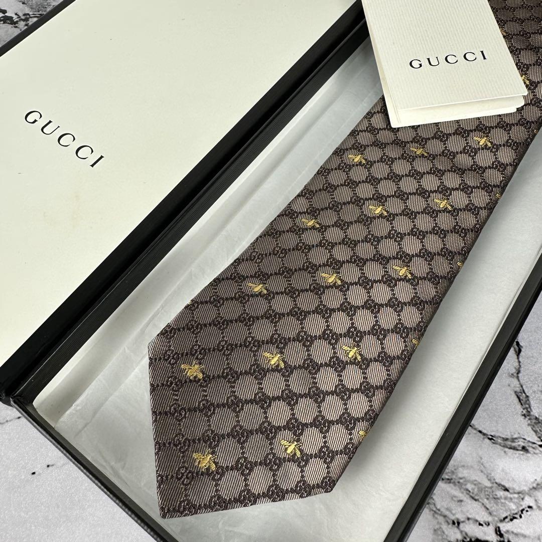新品タグ付き✨GUCCI グッチ 高級ネクタイ ビー ストライプ 7cm 現行