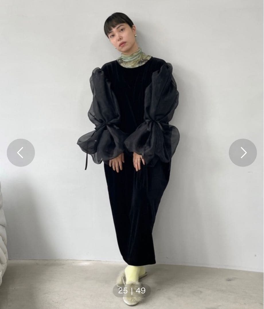 シースルーボリュームパフドレス