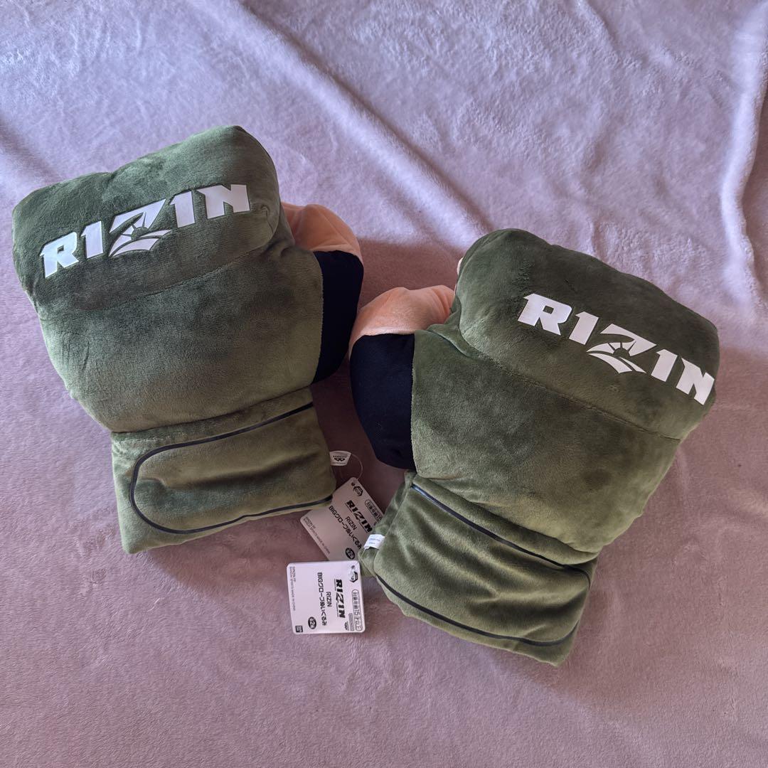 RIZIN BIGグローブぬいぐるみ 全2種 左右セット - メルカリ
