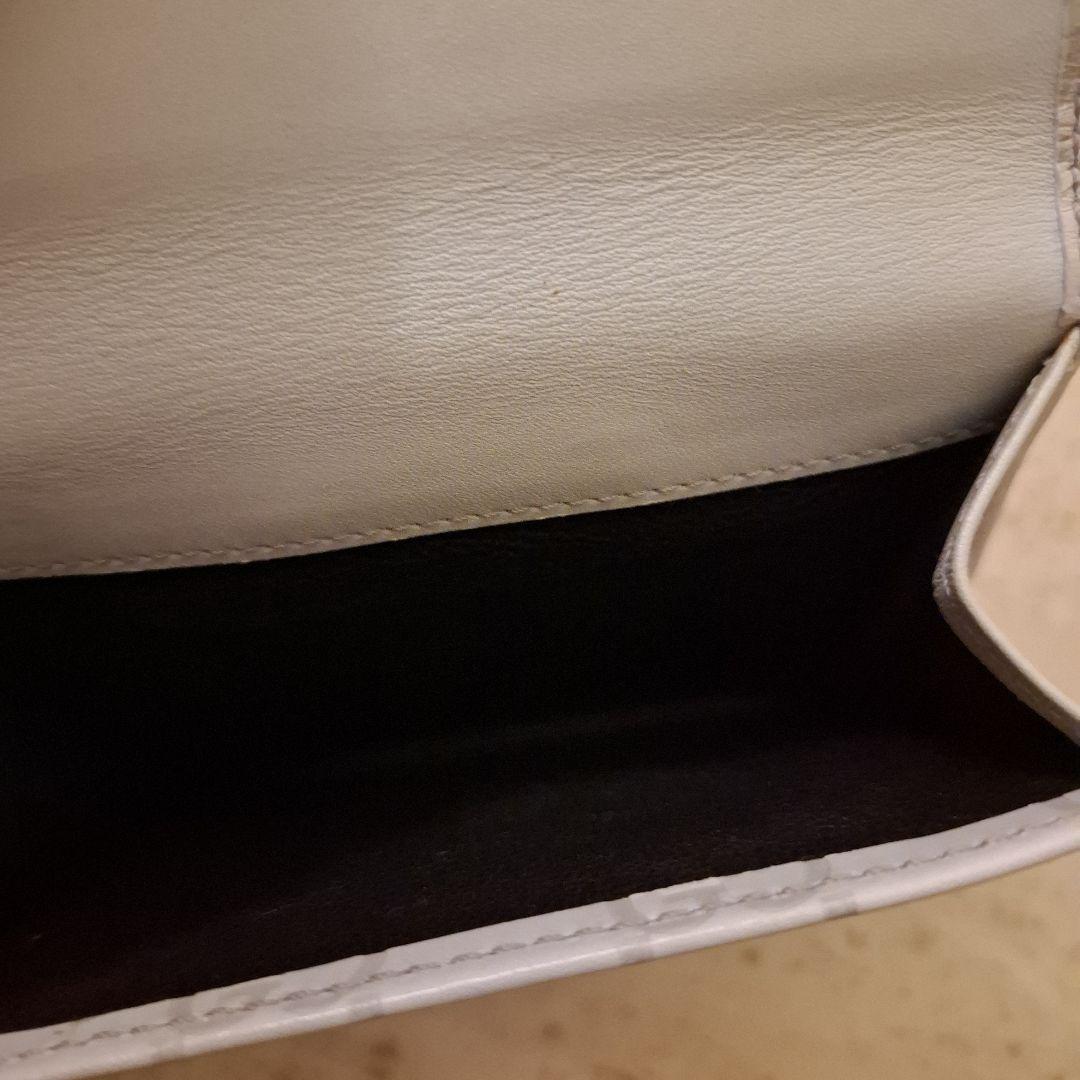 GUCCI GGロゴエンボス 三つ折り財布 グレー