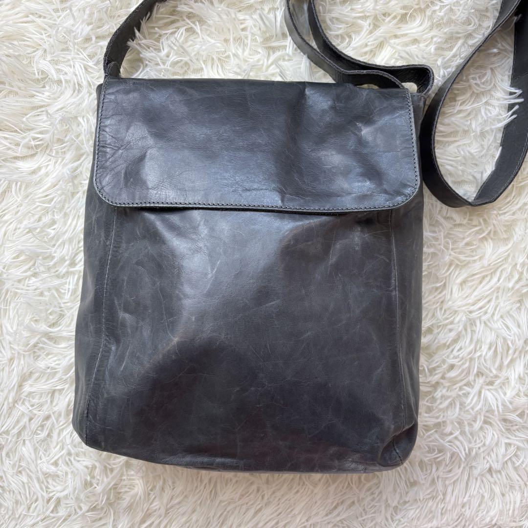 美品✨m0851 ショルダーバッグ レザー フラップ