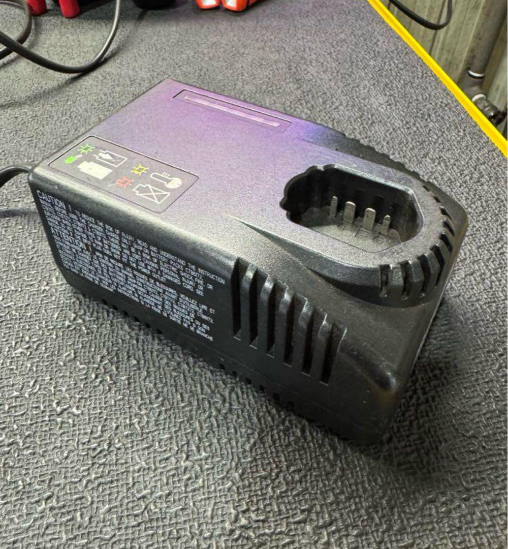 スナップオン　充電器