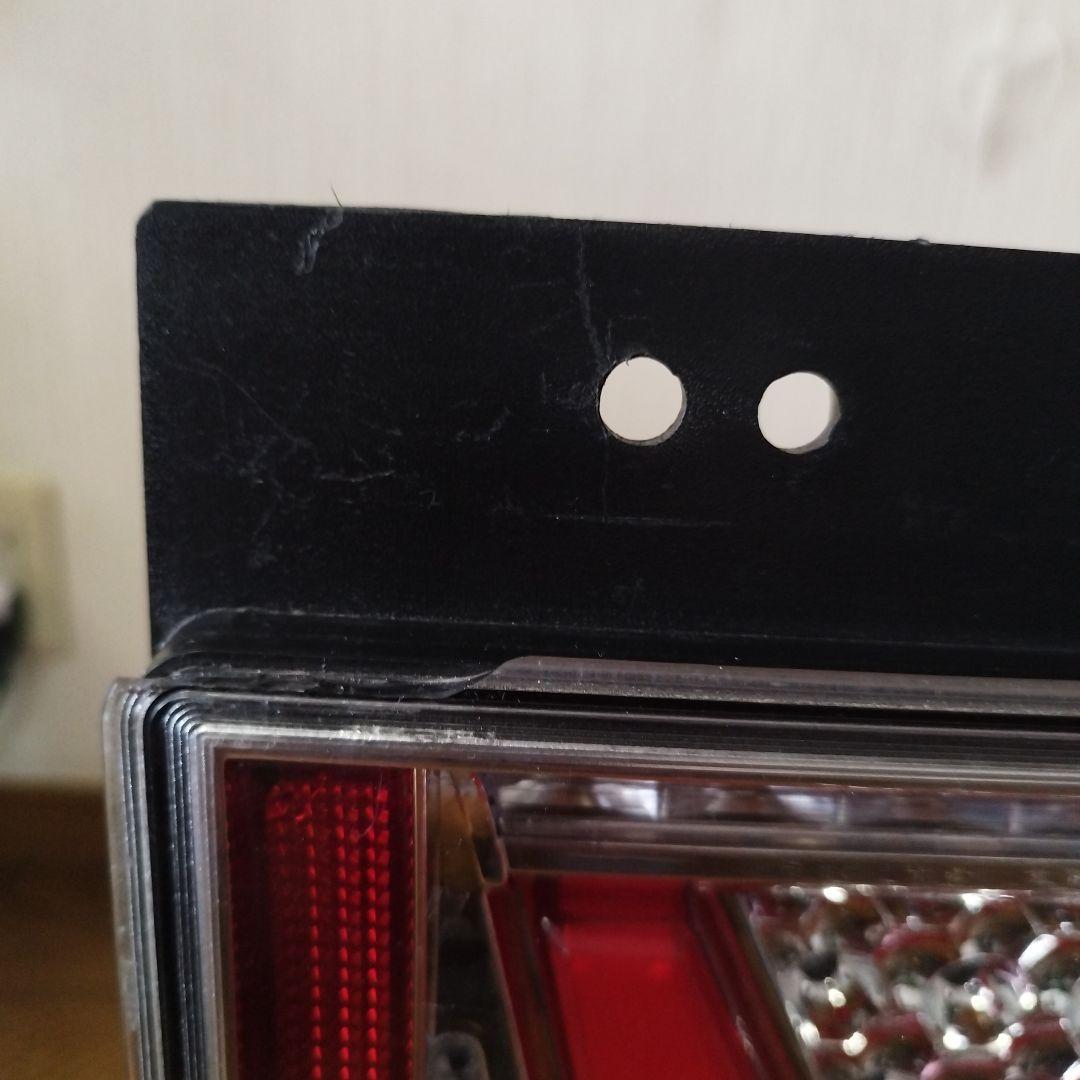 リアコンビネーションランプ