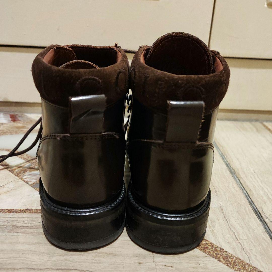 GUCCI　ショートブーツ　レースアップ　ブラウン
