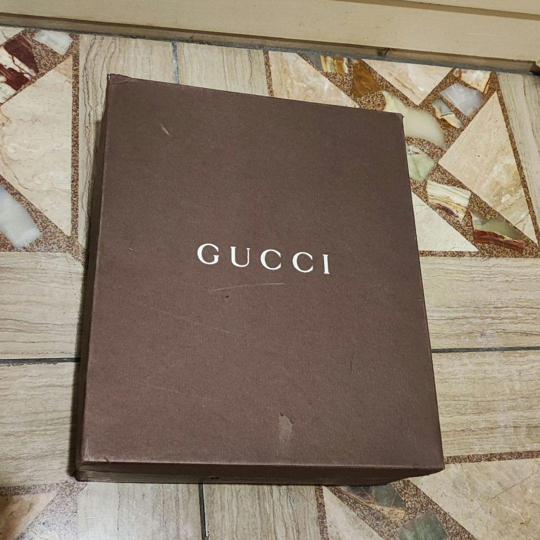 GUCCI　ショートブーツ　レースアップ　ブラウン