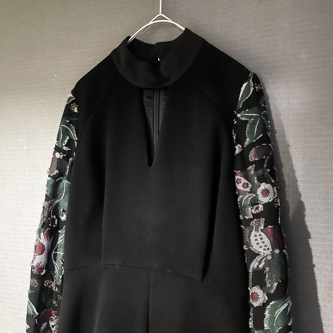 ワンピース Floral Cut Jacquard Sleeves A-Line Dress Floral Cut Jacquard Sleeves A-Line Dress