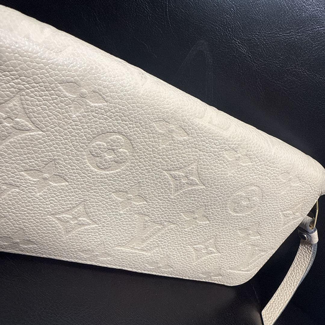 Louis Vuitton ホワイト 長財布